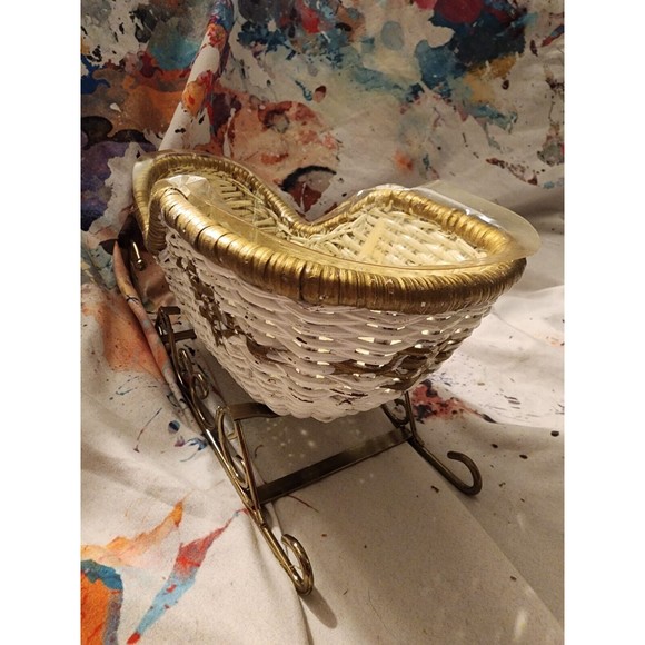 Vintage FTD Rattan Wicker  Christmas Sleigh Holiday Decor Planter Sled 10"x5" - Picture 4 of 5